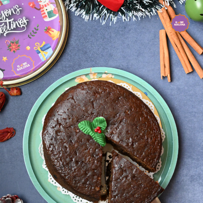 Crescentia's Christmas Cakes for Preorder
